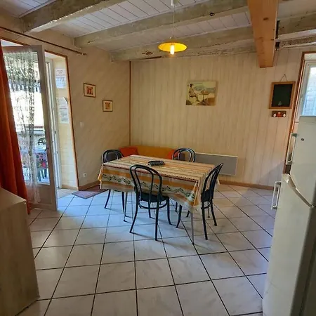Elisa Apartment *
